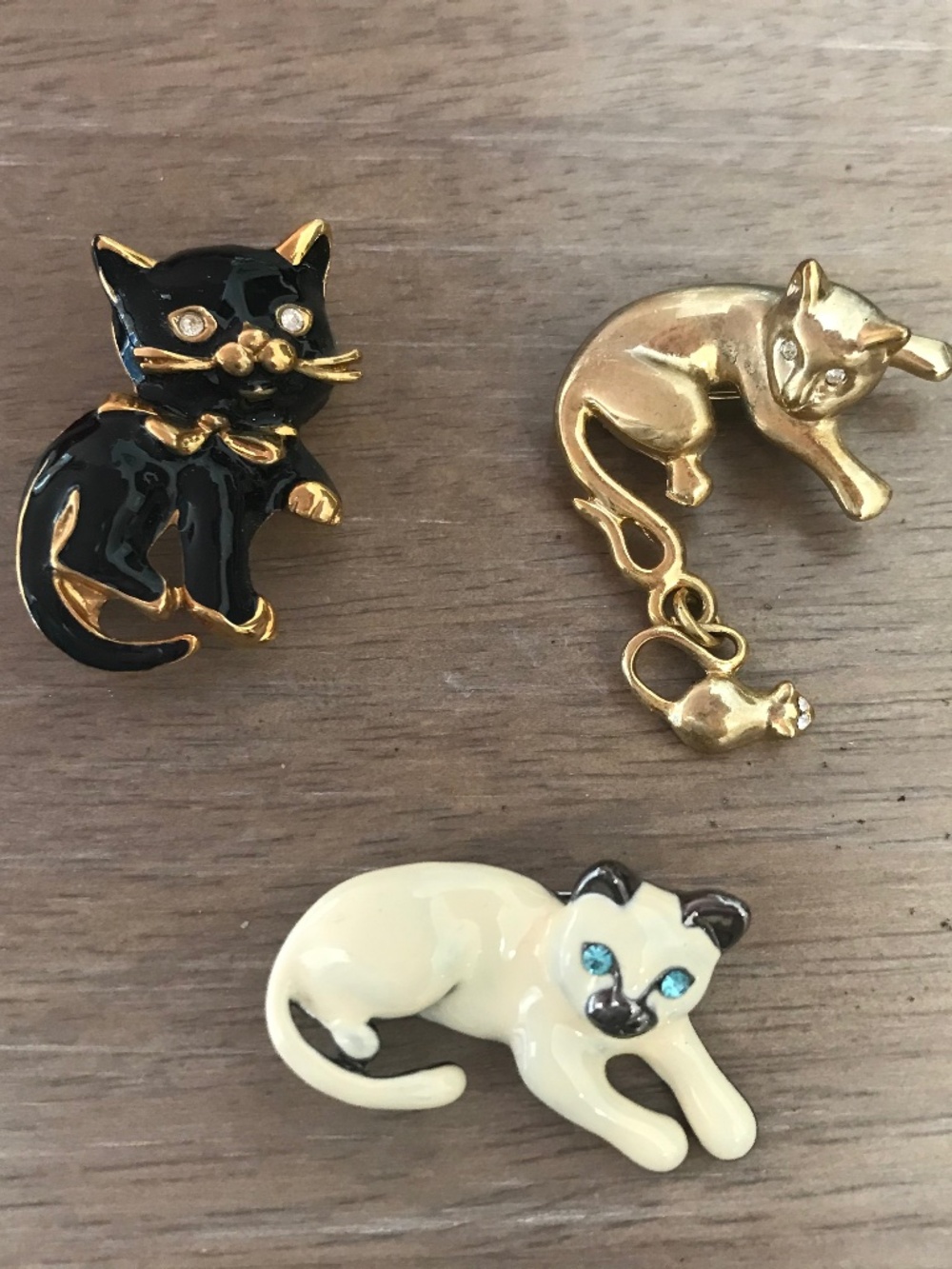 Vintage Kitten Brooches Enamel and Gold